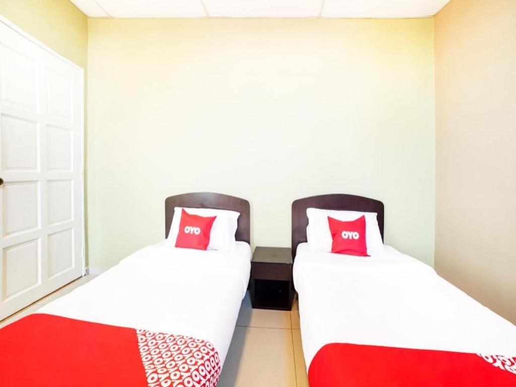 Oyo 89573 Hotel Lii View Mersing Buitenkant foto