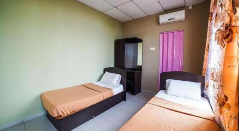 Oyo 89573 Hotel Lii View Mersing Buitenkant foto