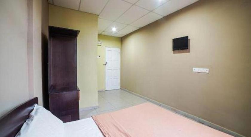 Oyo 89573 Hotel Lii View Mersing Buitenkant foto